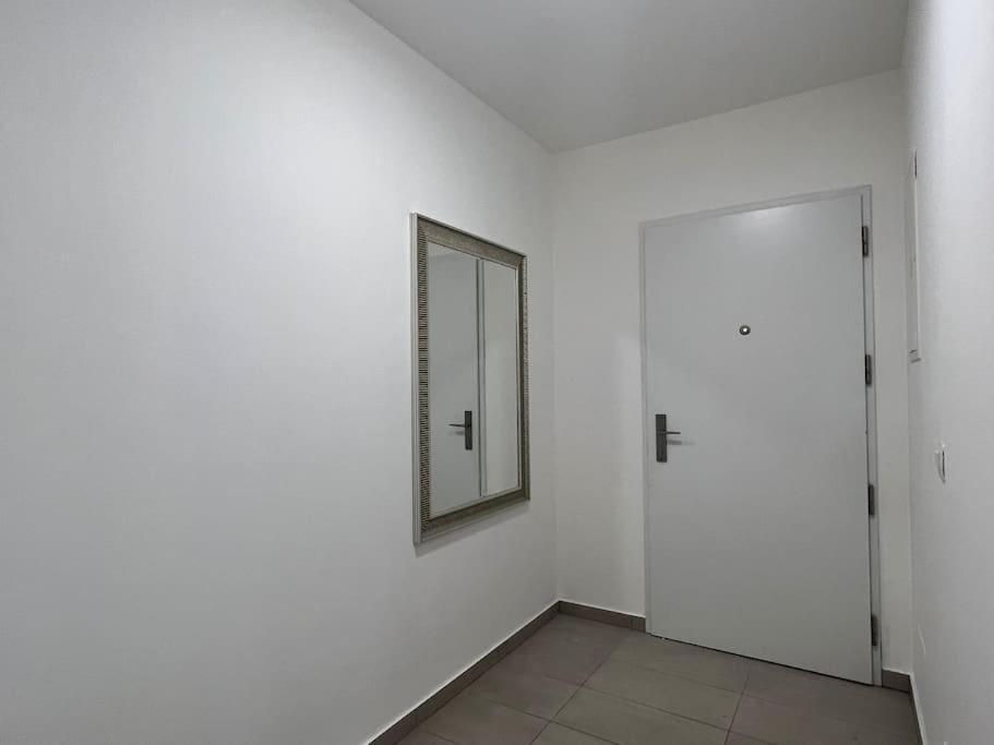 The Dante Prague - Family And Friends Apartments, Free Parking エクステリア 写真