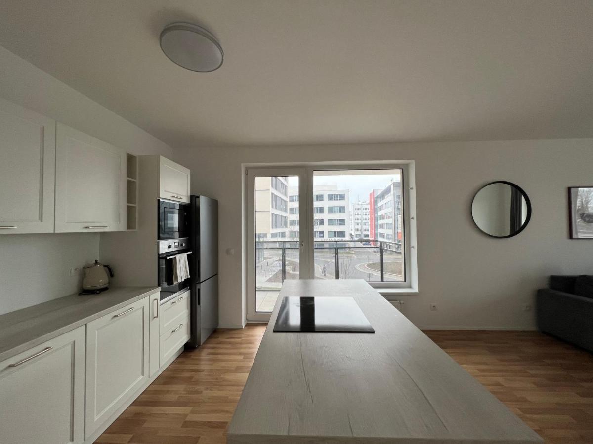 The Dante Prague - Family And Friends Apartments, Free Parking エクステリア 写真